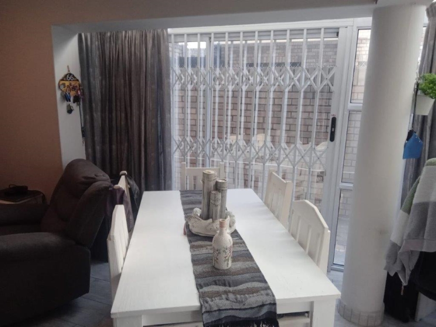 2 Bedroom Property for Sale in Jeffreys Bay Central Eastern Cape